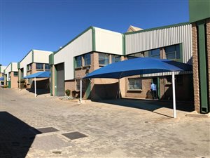 1051 m² Industrial space in Robertville