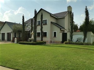 4 Bed House in Midfield Estate
