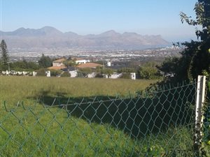 1 Bed Apartment in Somerset West Central