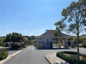 830 m² Land available in Zevenwacht Country Estate