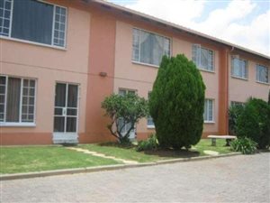 2 Bed Apartment in Boksburg Central