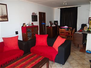 2 Bed Simplex in Mooikloof Ridge