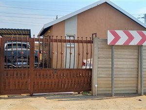 2 Bed House in Windmill Park
