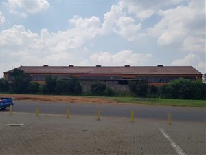 3062 m² Industrial space in Roodekop