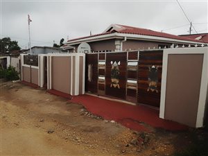 4 Bed House in Folweni