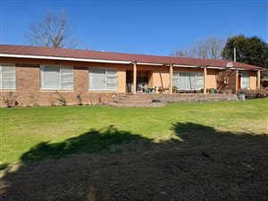 4 Bed House in Warden