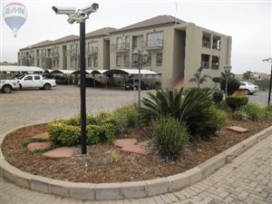 2 Bed Townhouse in Brakpan North