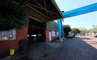 1525 m² Industrial space in Gateway Industrial Park