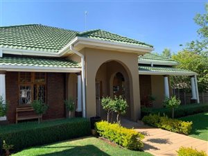 4 Bed House in Memorial Road Area