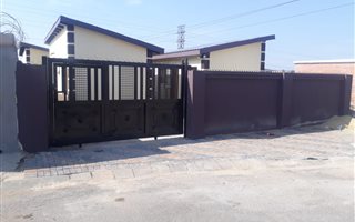 1 Bedroom Apartment in Meadowlands