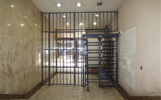 0.5 Bedroom Apartment in Hillbrow