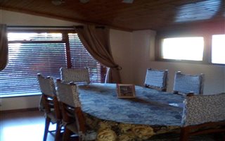 3 Bedroom House in Bothasig
