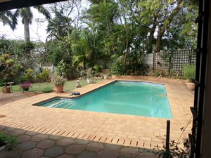 5 Bed House in Grantham Park