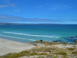 537 m² Land available in Calypso Beach