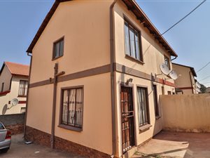 2 Bed Simplex in Lotus Gardens