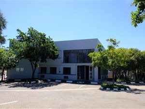 1263 m² Industrial space in Rooihuiskraal