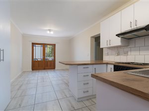 2 Bed Apartment in Durbanville Central
