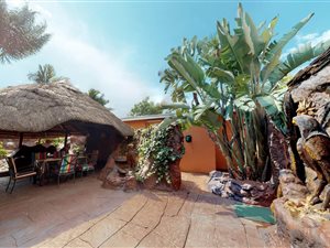 5 Bed House in Roseville