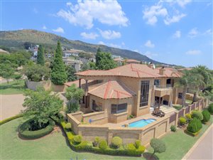 4 Bed House in Featherbrooke Estate