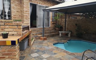 3 Bedroom Townhouse in Jukskei Park