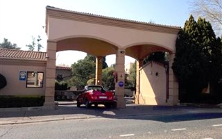 1 Bedroom Apartment in Melrose Estate