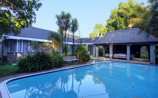 6 Bedroom House in President Ridge