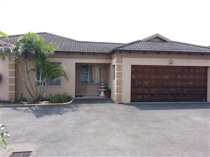 3 Bed Apartment in Richards Bay Central