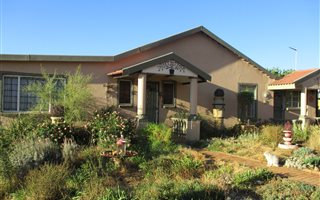 10 ha Farm in Daleside