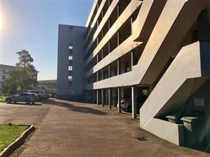 2 Bed Apartment in Pinetown Central