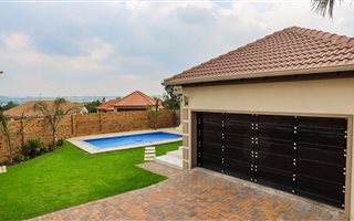4 Bedroom House in Greenstone Hill