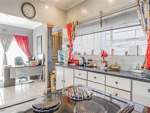 3 Bed House in Freeway Park