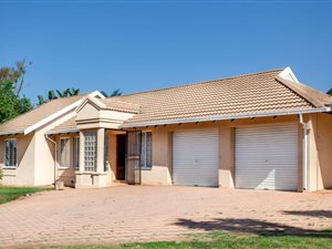 4 Bed House in Strubens Valley