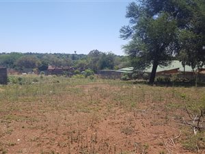 3030 m² Land available in Lyttelton Manor
