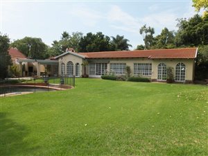 5 Bed House in River Club