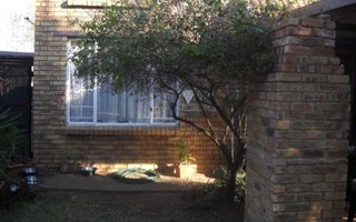 3 Bedroom Townhouse in Wierda Park