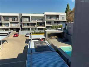 3 Bed Apartment in Oaklands