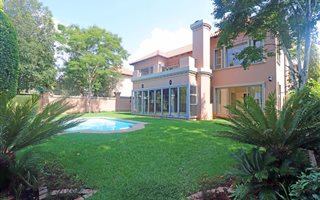 3 Bedroom Cluster in Hyde Park