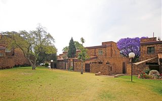 3 Bedroom Townhouse in Bedford Park