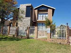 3 Bed House in Die Heuwel