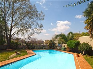 1 Bed Townhouse in Elton Hill