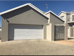4 Bed House in Thatchfield