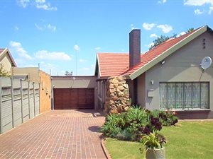 4 Bed House in Hazeldene
