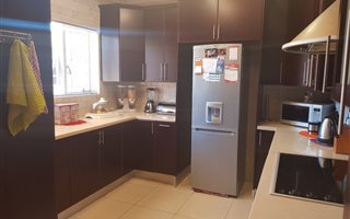 4 Bedroom House in Sunridge Park
