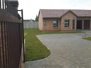 2 Bed Townhouse in Riversdale