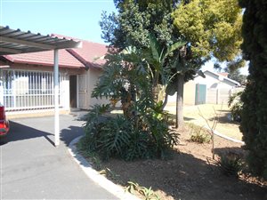 3 Bed House in Parkrand