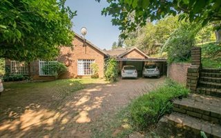 4 Bedroom House in Winterskloof