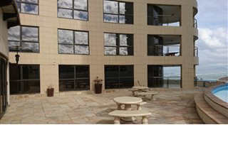 3 Bedroom Apartment in Strand South