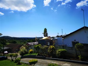568 m² Land available in Newlands West