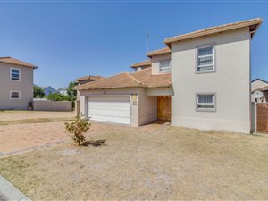 3 Bed House in Amandelsig