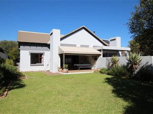 3 Bed Simplex in Rietvlei Heights Country Estate